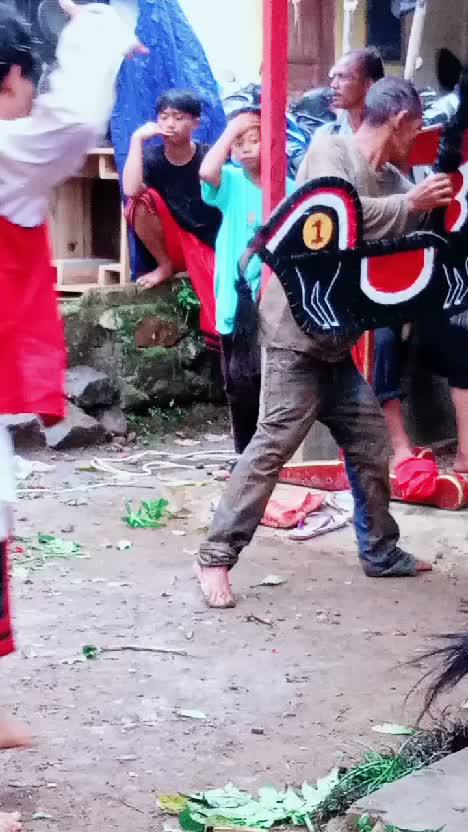  #senimantradisonalmuda  #budayaIndonesia  #kudakepang 