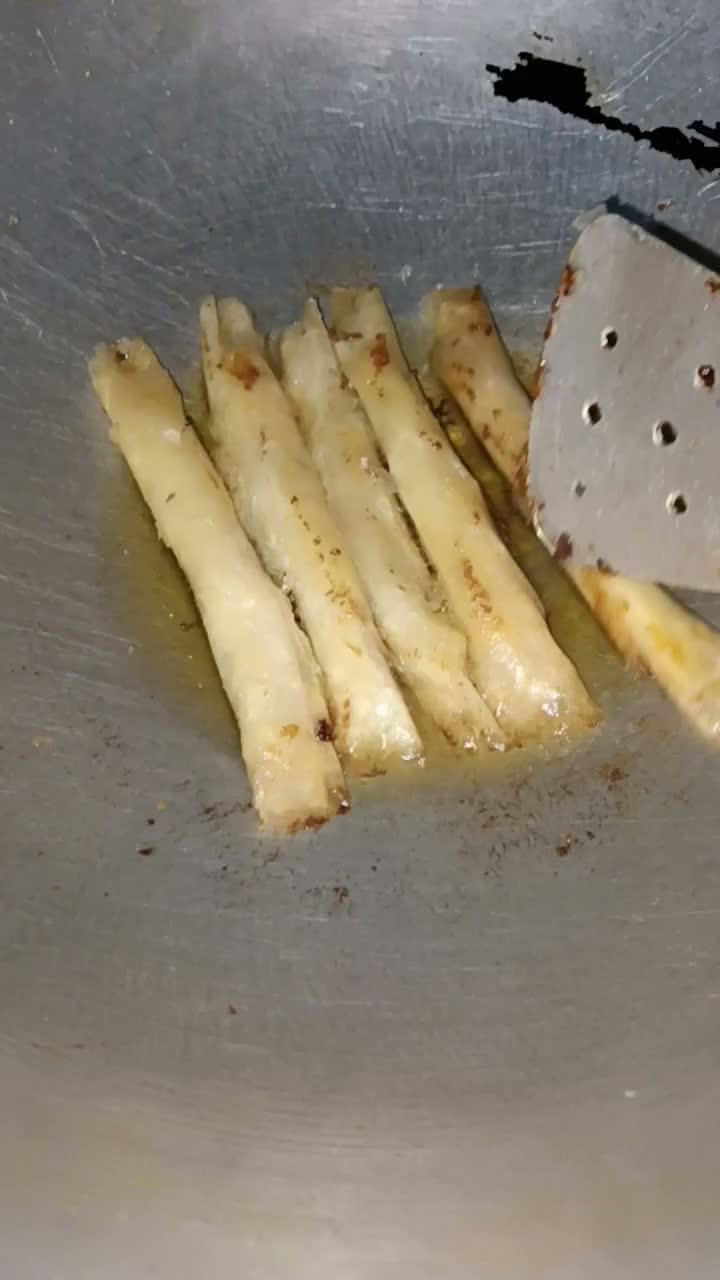 bikin cemilan di musim hujan  #HOTrctiplus  #RCTIPlus  #fyp 