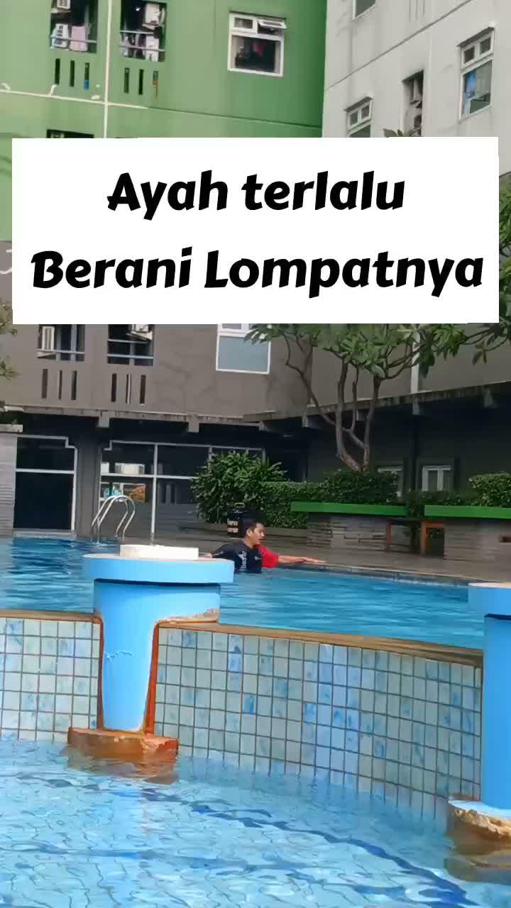 Kcuman ayah doang yang bisa berenang.
#RCTIPlus #HOTrctiplus #Duniaanakanak #Videoanakanak #Edukasianak #fyp #fypシ #fypシ゚viral 