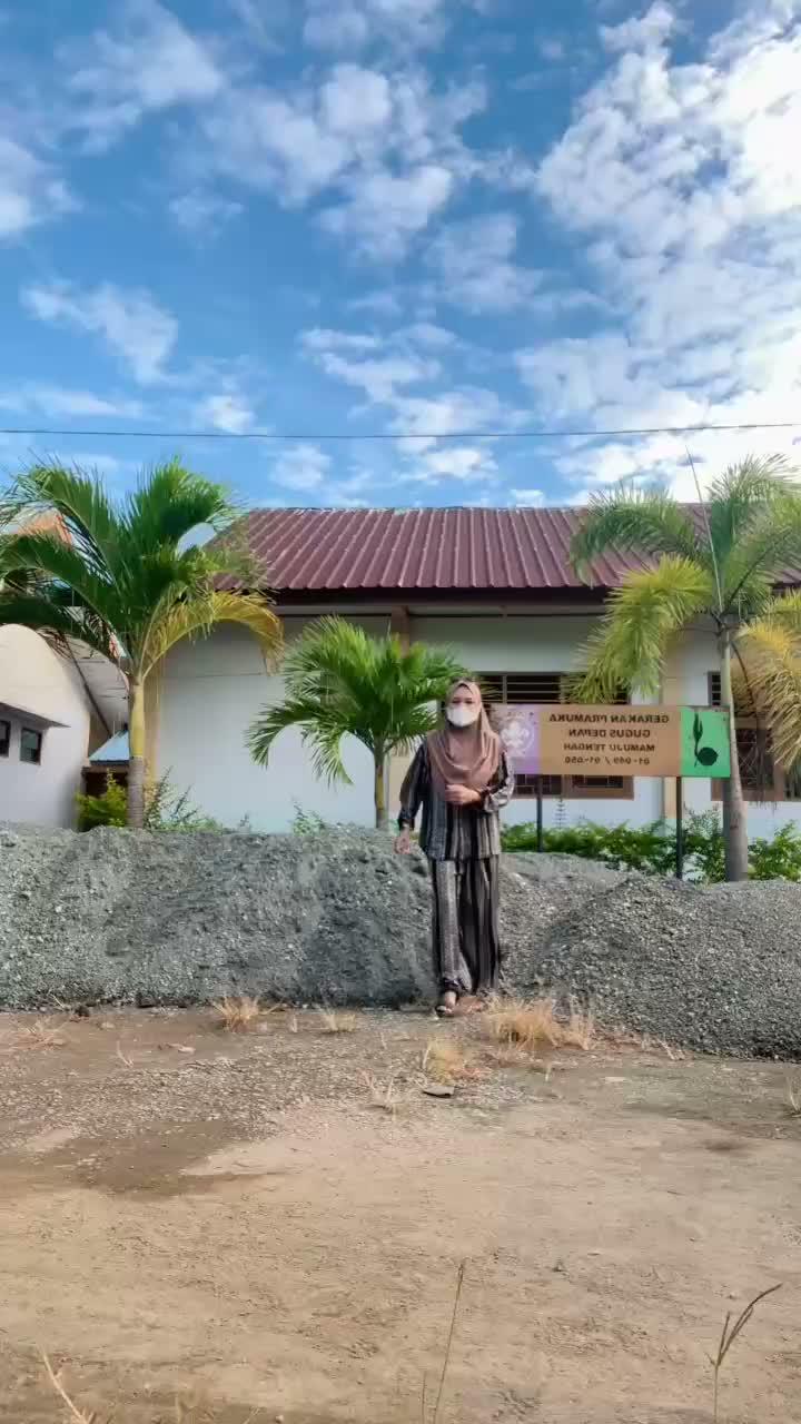 Joget tipis tipis sama murid habis latihan