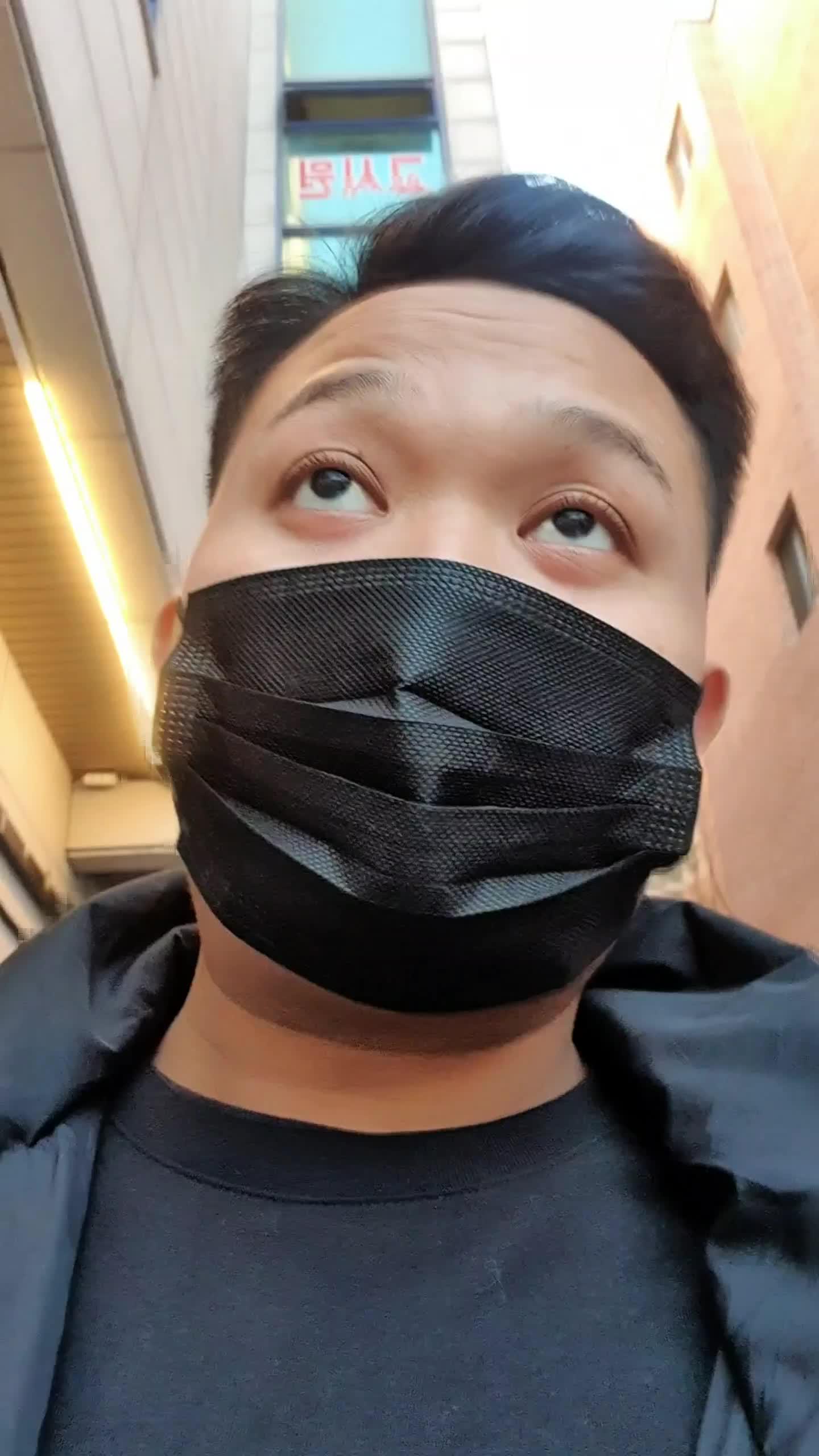 Libur Kerja Belanja Makanan Di rindomart? | Saking Dinginnya Air minum jadi beku? #RCTIPlus #shortplus #creatorrctiplus #belanja #makanan #j