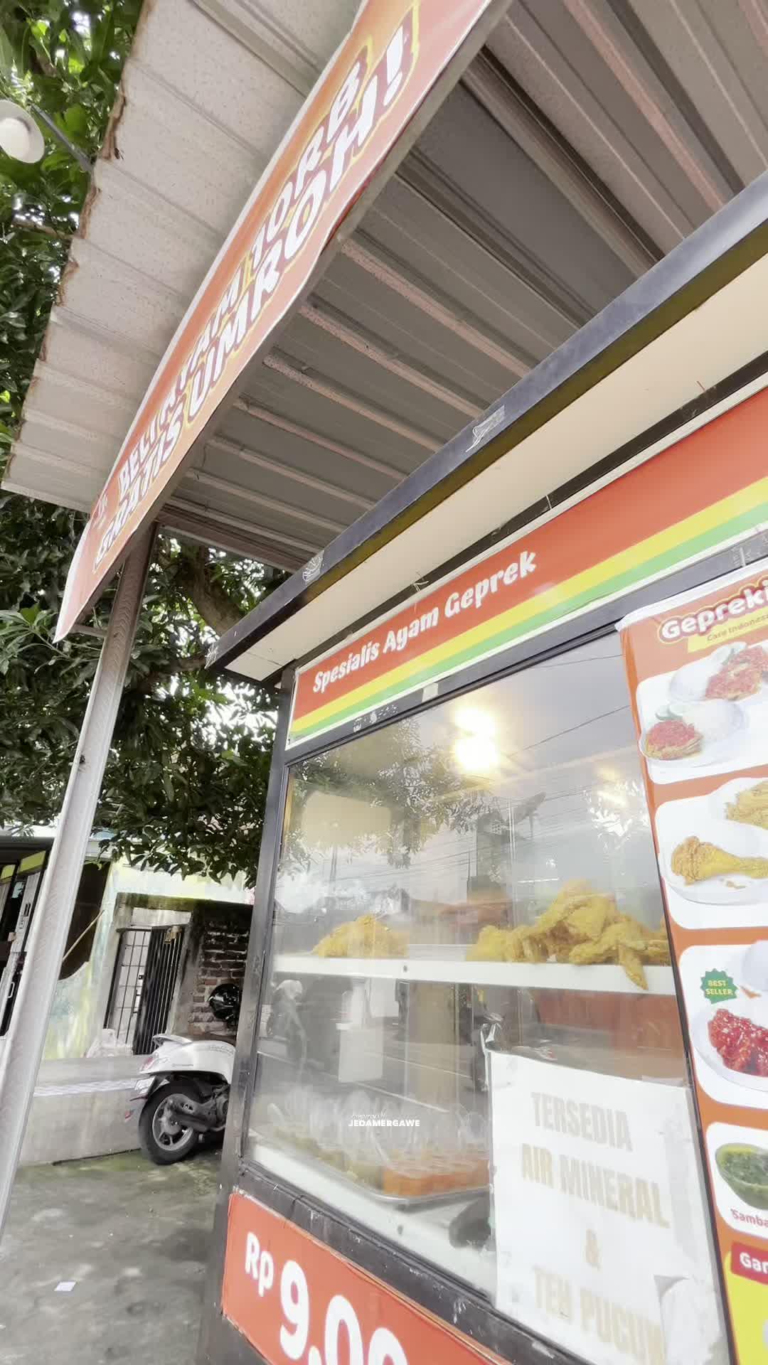 Rekomendasi makanan enak murah meriah #geprek #geprekin #ayamgeprek #enak #sedap #mantap 