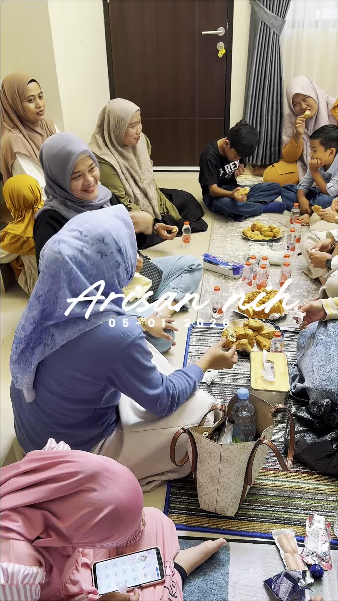 Kumpulan buibu doyan jajan xixiix  #arisan 