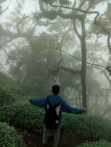 Puncak laka'an 