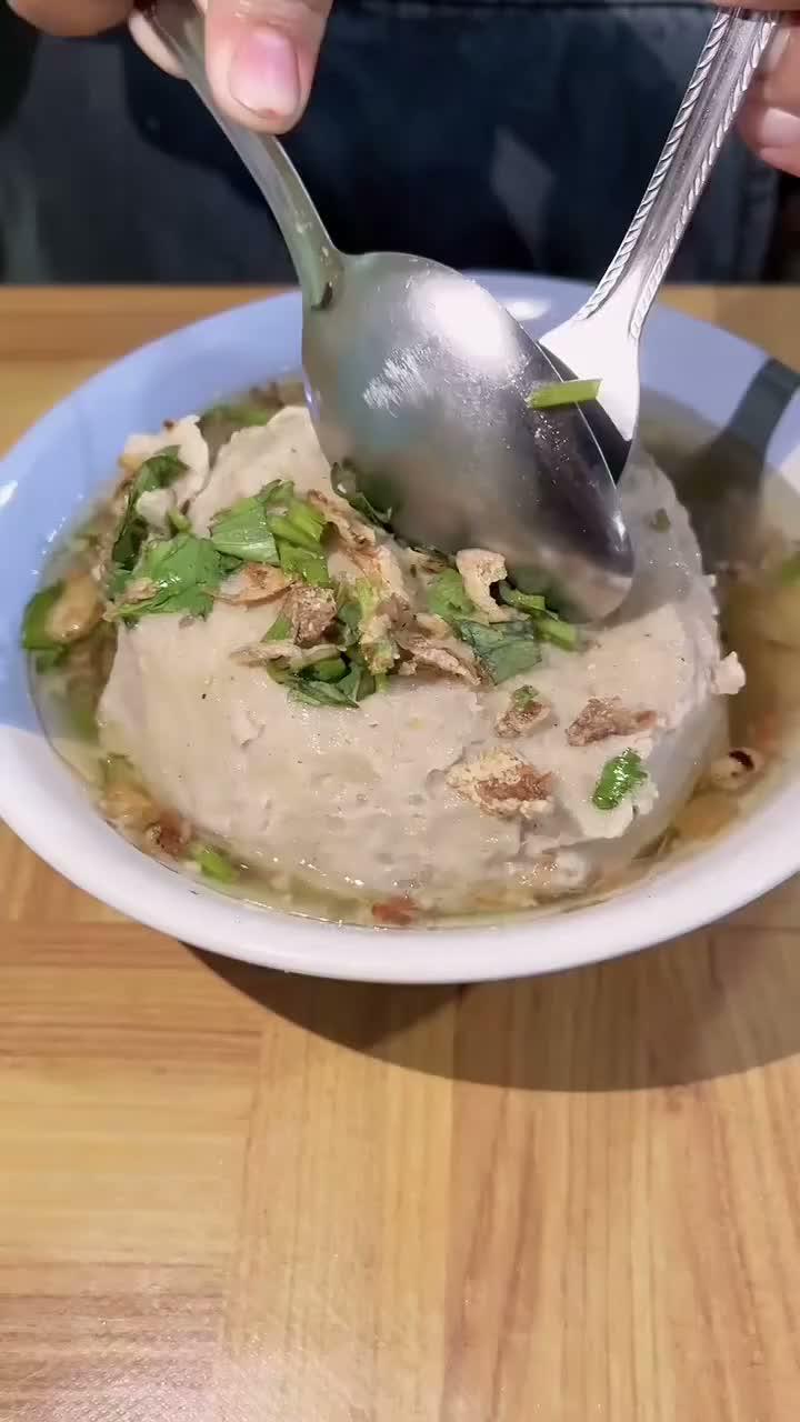 wow isinya bikin ngiler😋
 #baksoviral  #fyp  #short  #HOTrctiplus  #RCTIPlus  