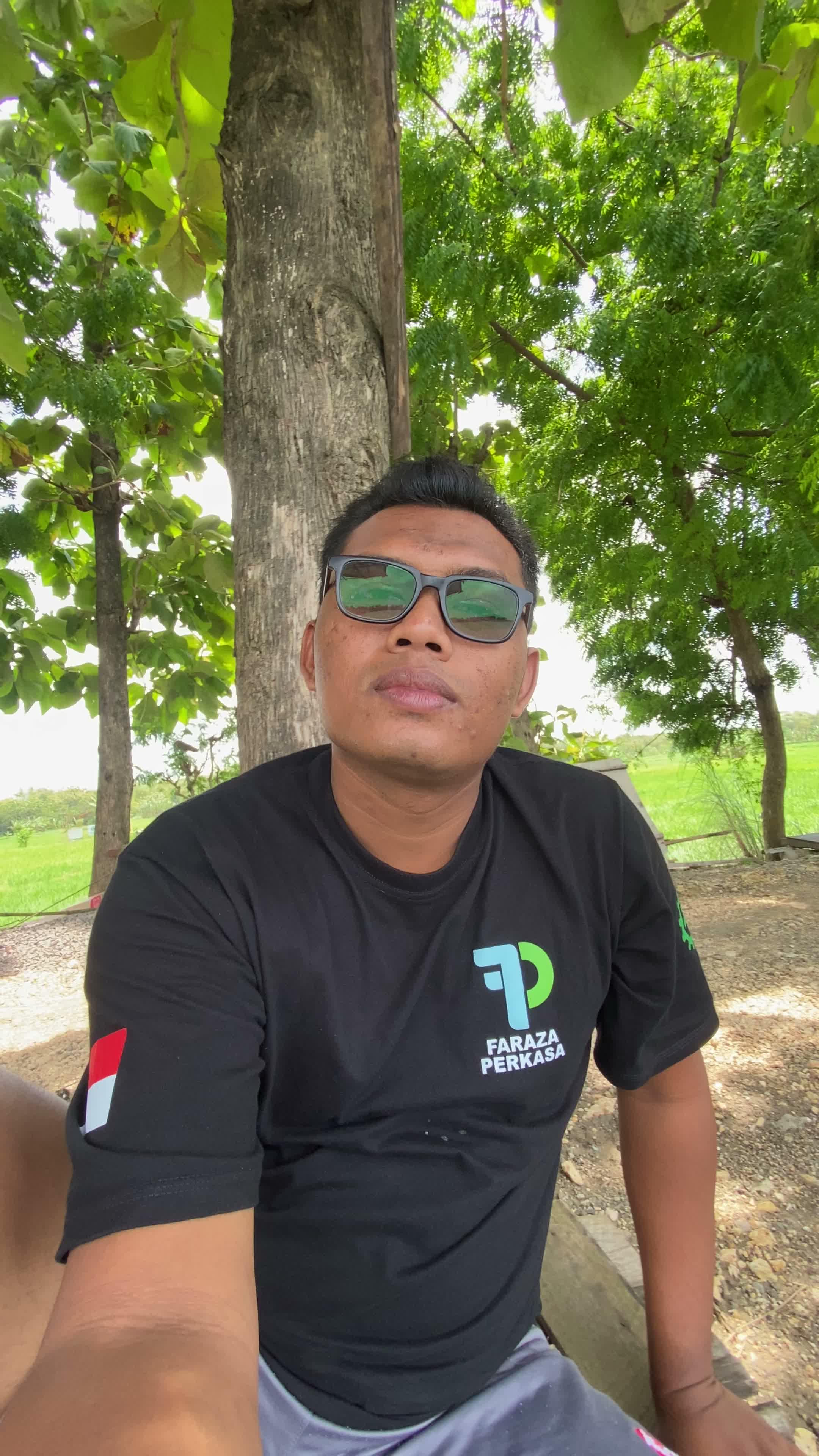 Piye sek lagi podo nonton video iki ? Isih semangat lurr ? #konten #video #monetasi #viral #fyp 