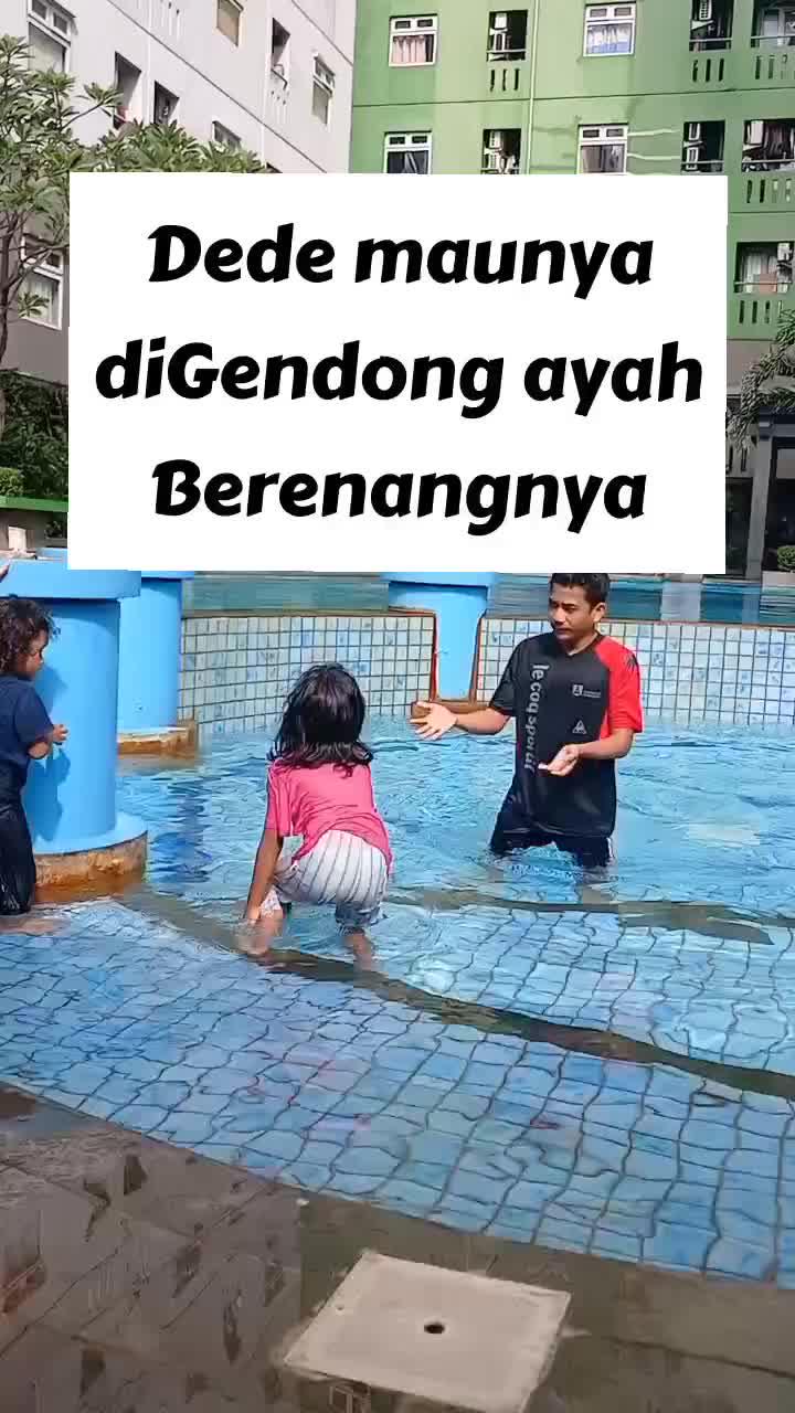 Dede maunya diGendong Ayah Berenangnya.
#RCTIPlus #HOTrctiplus #Duniaanakanak #Videoanakanak #Edukasianak #fyp #fypシ #fypシ゚viral 