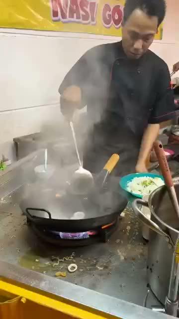 
Jajan lagi jajan lagi, tips cara menghabiskan dana