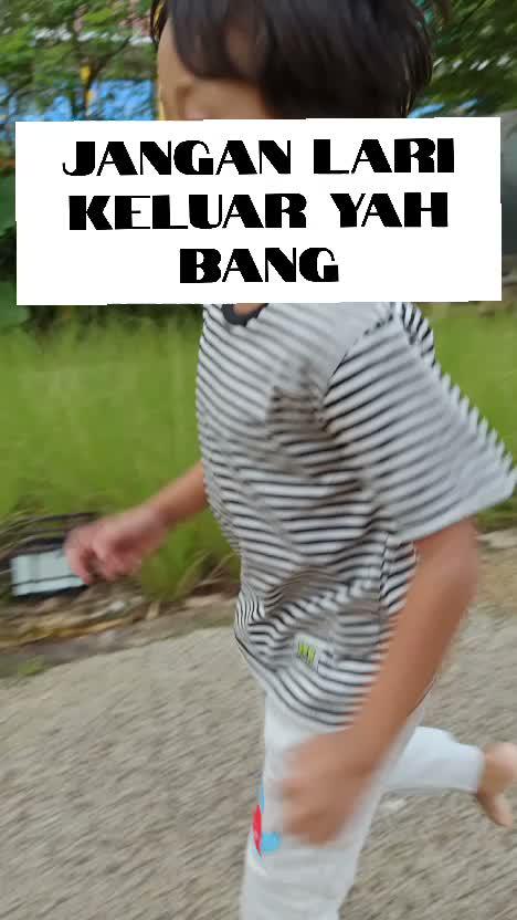Lari nya jangan keluar jalan.
#RCTIPlus #HOTrctiplus #Duniaanakanak #Videoanakanak #Videobermainanak #Edukasianak #fyp #fypシ #fypシ゚viral 