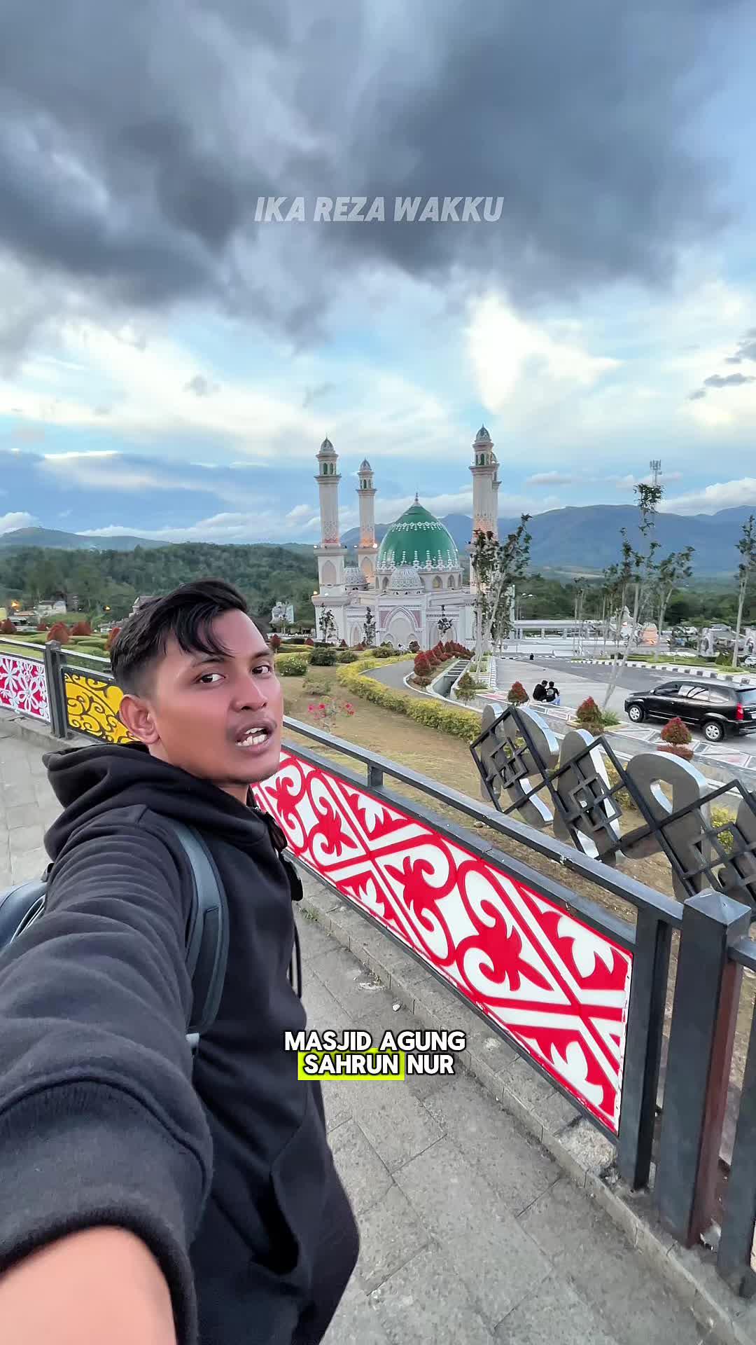 Melihat Keindahan Pemandangan Masjid Agung Syahrun Nur Sipirok Dari Atas ??
.
 #ikarezawakku #vlog #travelling #sipirok