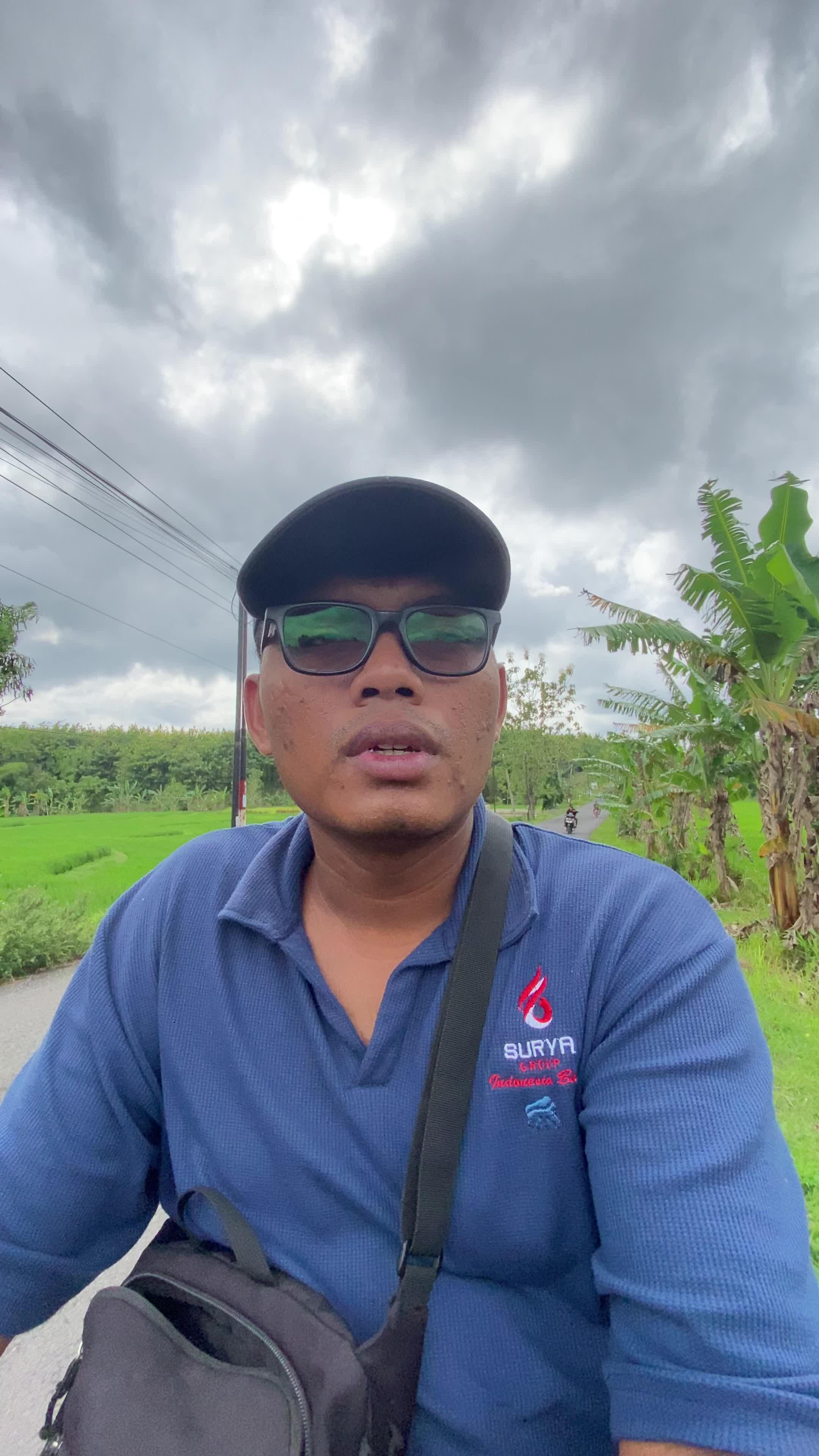 Ndelok ke konten kok yo gak fyp fyp wuhhhh embuh lah #konten #monetasi #pedesaan #bojonegoro #RCTIPlus  #HOTrctiplus 