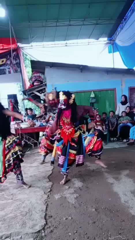 jaranan buto #qolbifilmadinah  #budayaIndonesia  #seniindonesia  #senimantradisonalmuda  