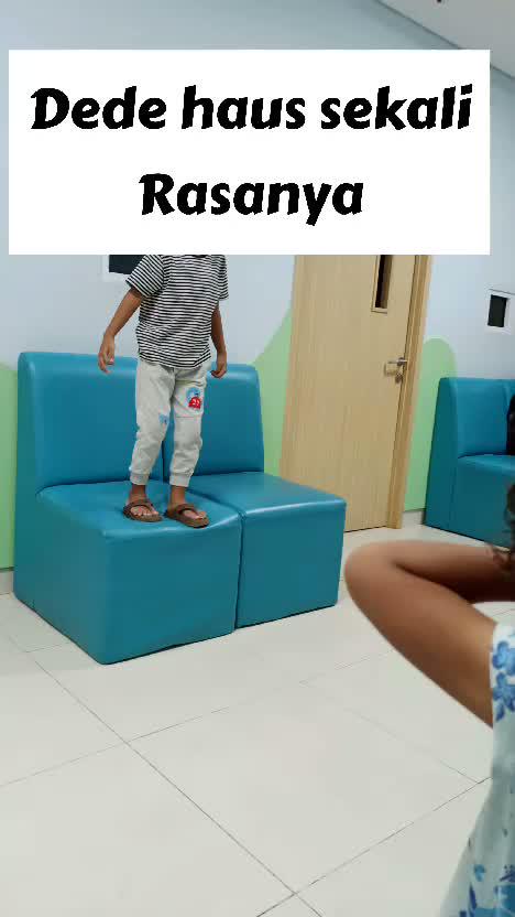 Dede kecapean dan Haus.
#RCTIPlus #HOTrctiplus #Duniaanakanak #fyp #fypシ #fypシ゚viral #Videoanakanak #Videobermainanak #Videoedukasianak 
