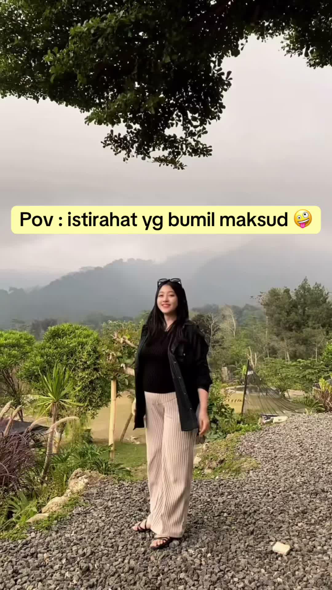 bumil istirahat nya gini wkwk  #reviewtempatliburan  #reviewproduk 