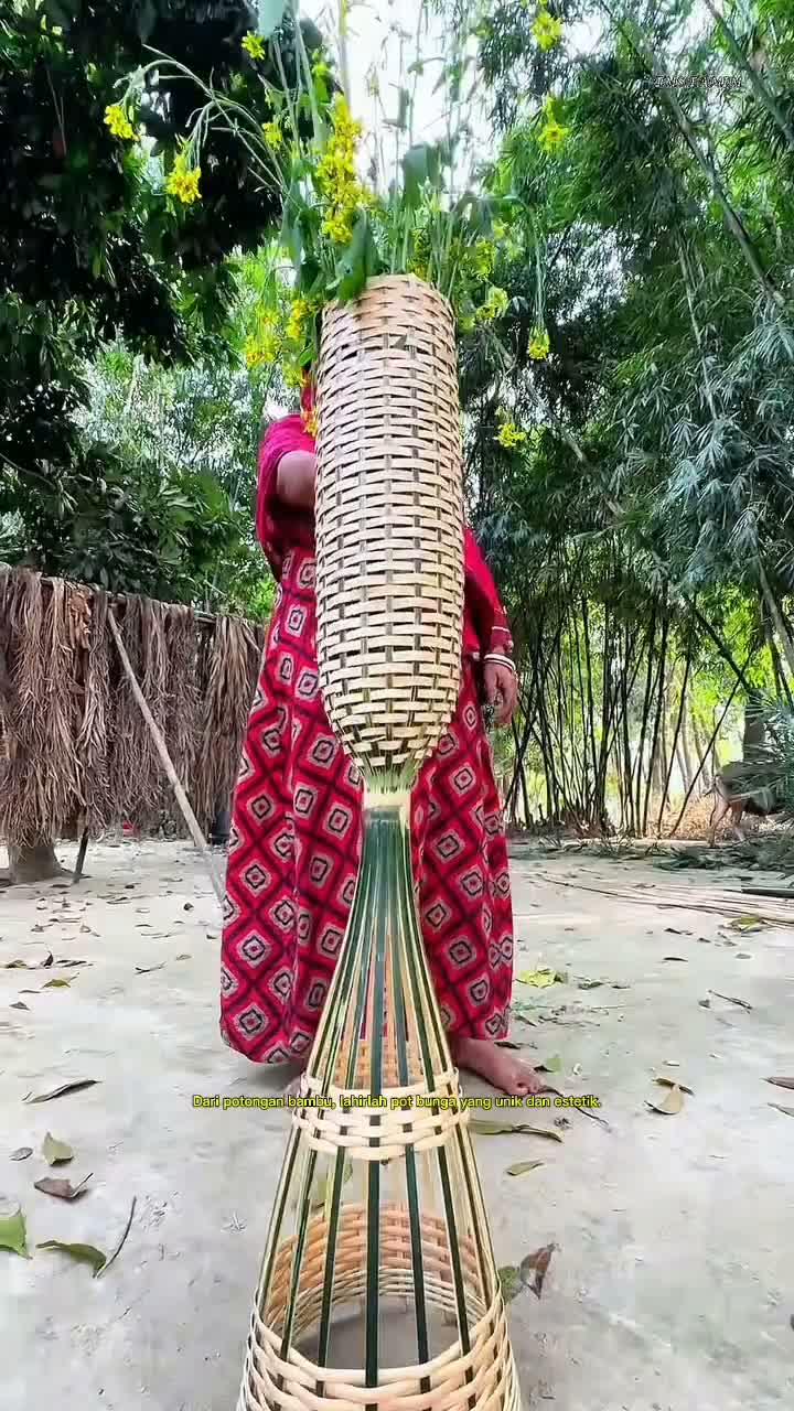 Pot Bunga Handmade dari Bambu 🌿