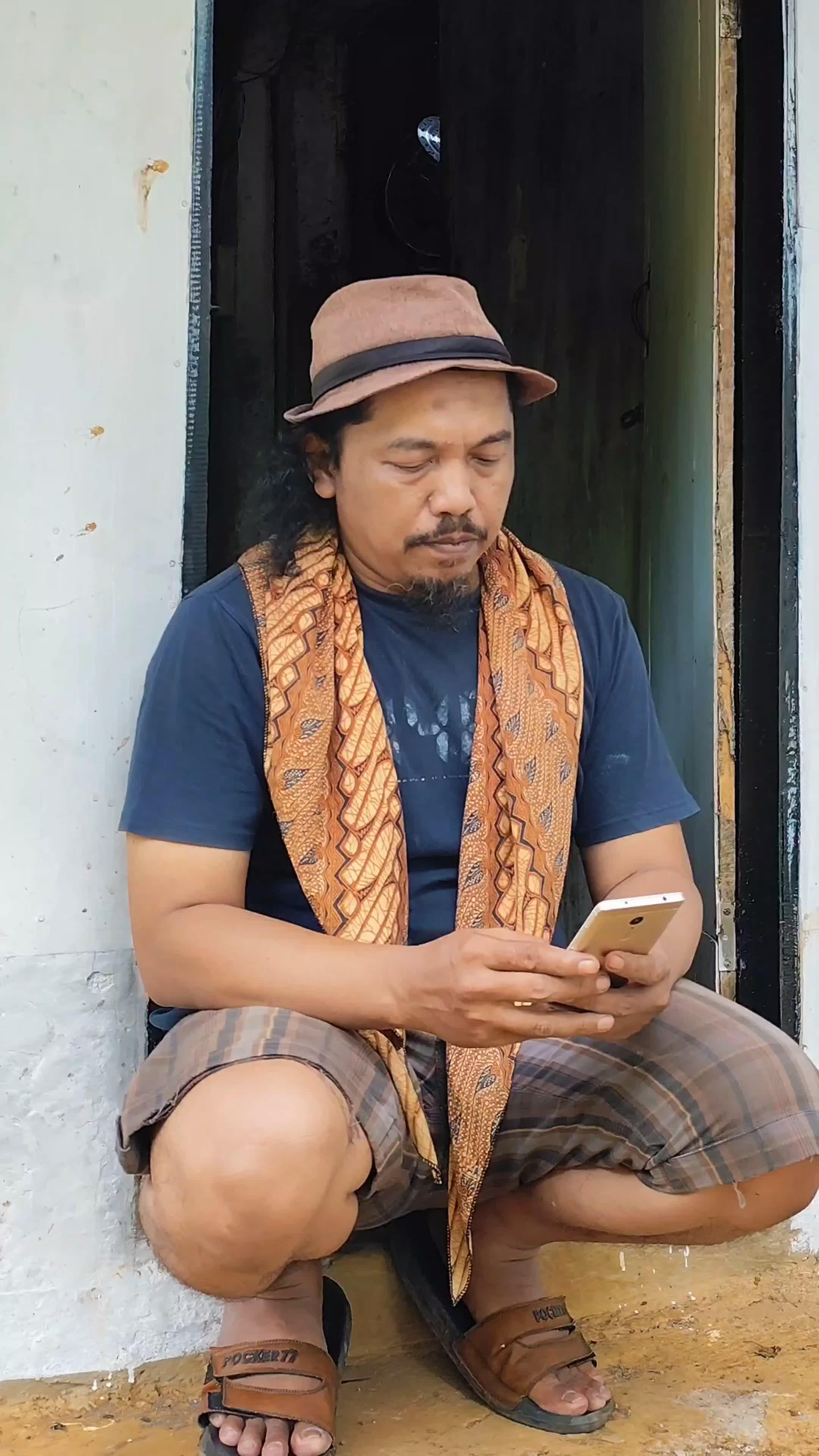 Ngahalangan jalan  #RCTIPlus 