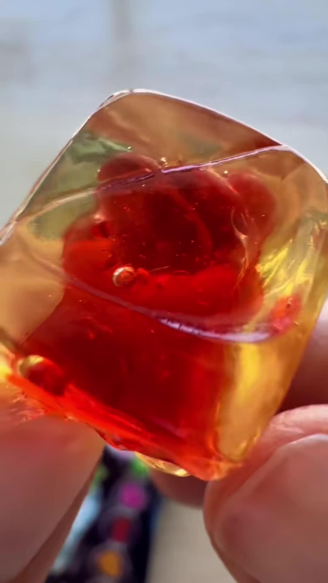 lucu bgt ? gummy bear bisa dikupas 