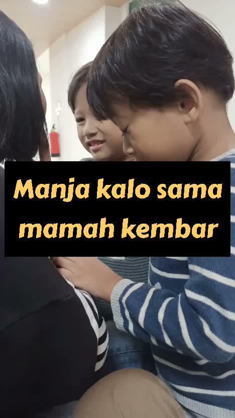 Manjanya sama Mamah doang kembar.
#RCTIPlus #HOTrctiplus #Duokembar #Kembarlakilaki #fyp #fypシ #fypシ゚viral 