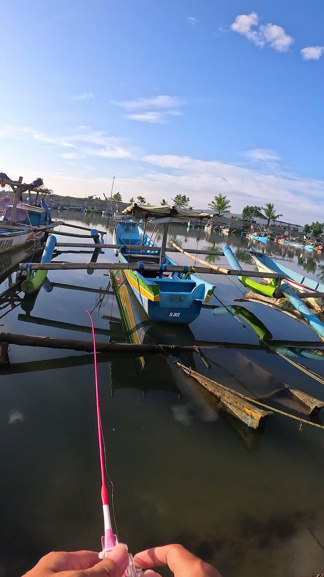 Fishing rod made from a toothbrush #fishing #micro #microfishing #usa #usareels #UnitedStates #unitedkingdom #denmark #canada