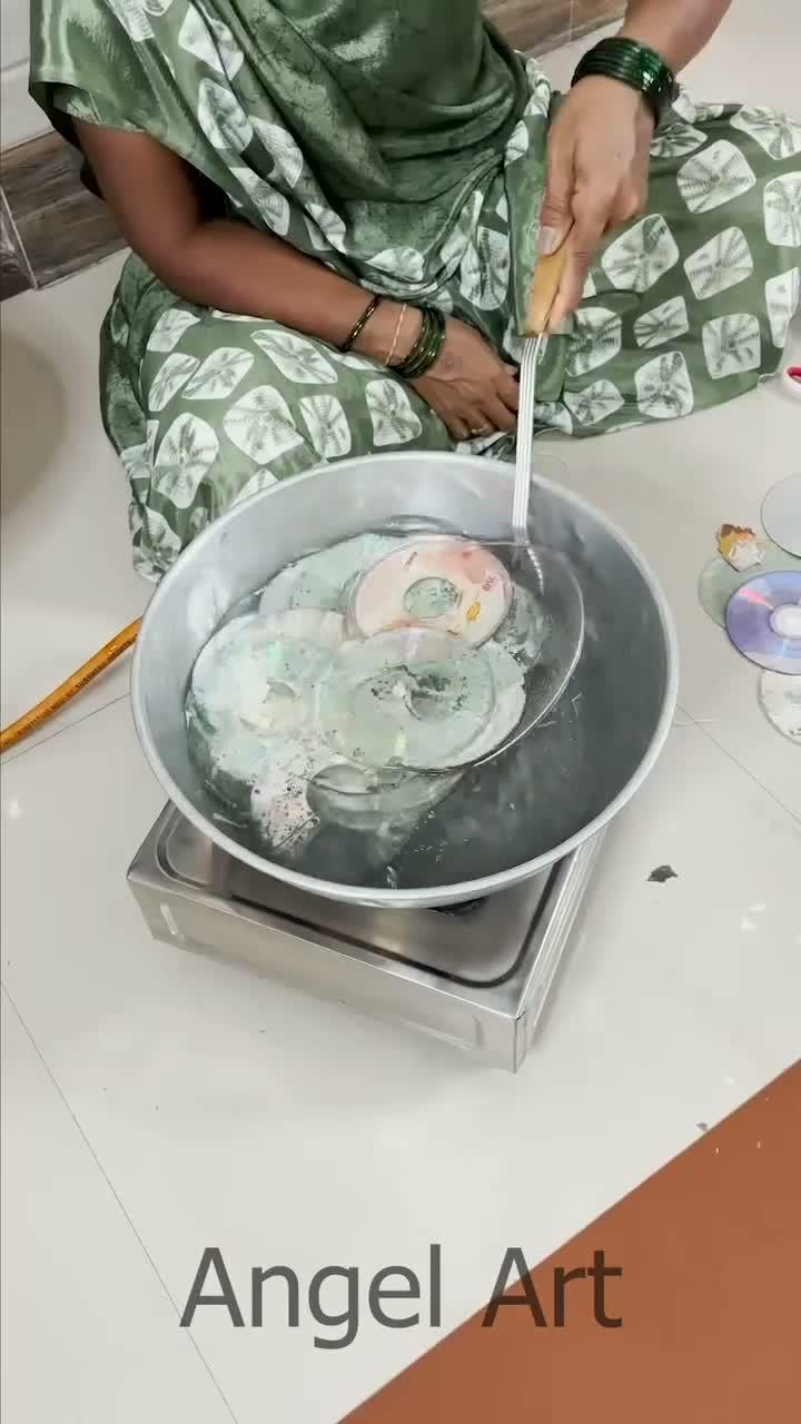 Dari Kaset DVD Bekas Jadi Dekor Rumah Estetik