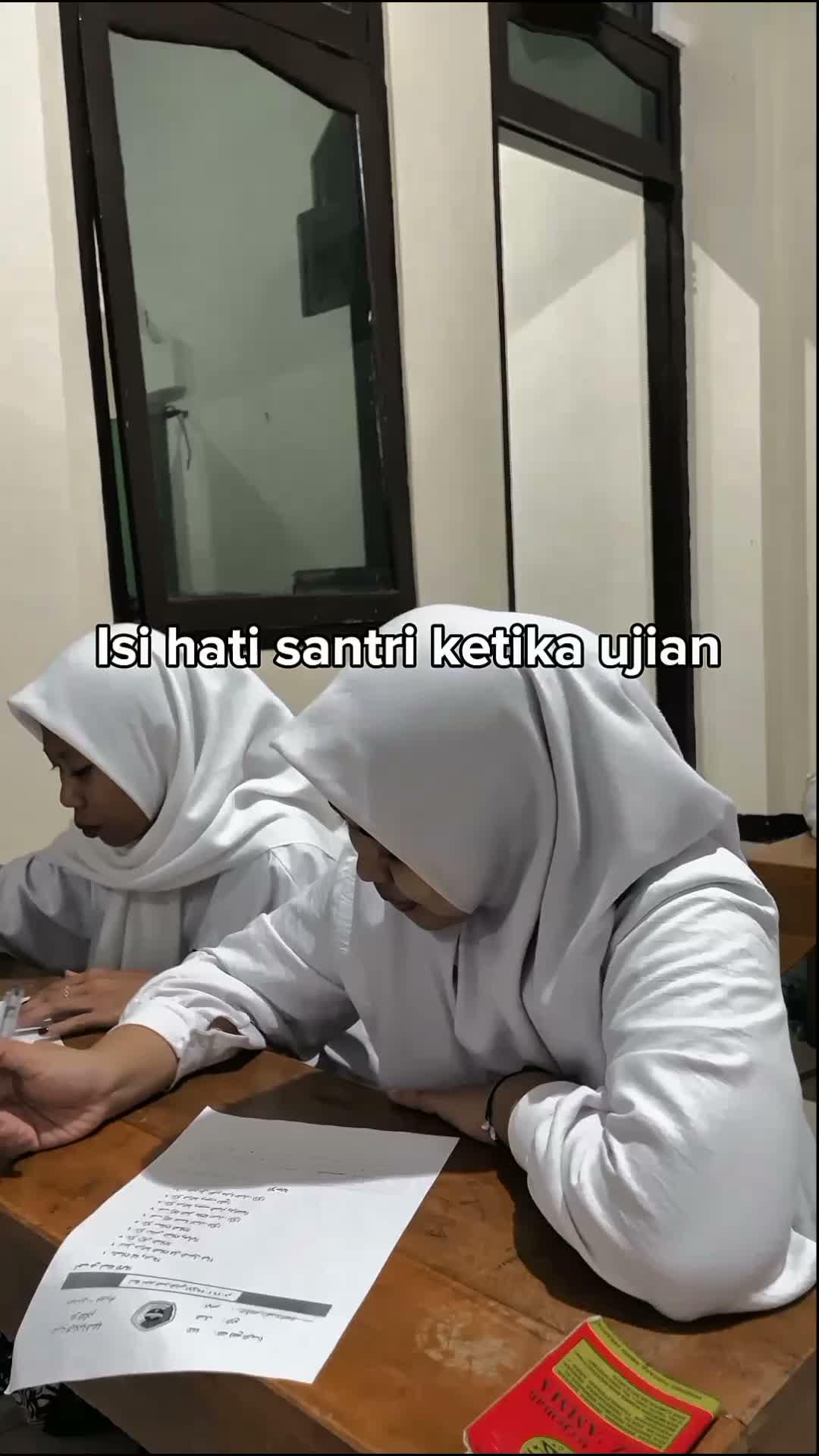 tebak isi kepala para santri