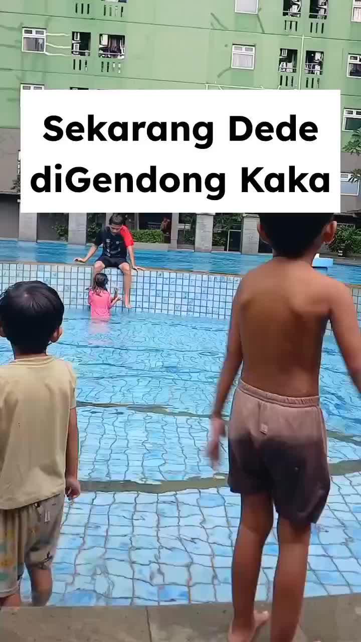 Hati Hati Jatuh yah kak.
#RCTIPlus #HOTrctiplus #Duniaanakanak #videoanakanak #Edukasianak #fyp #fypシ #fypシ゚viral 