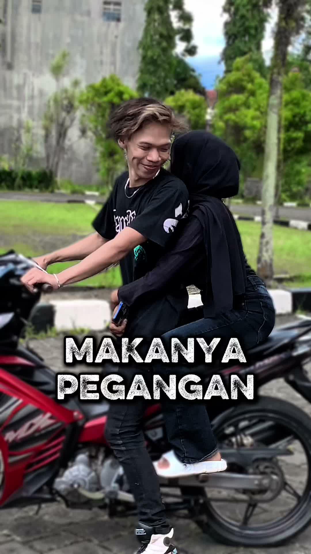 Makanya pegangan #HOTrctiplus 