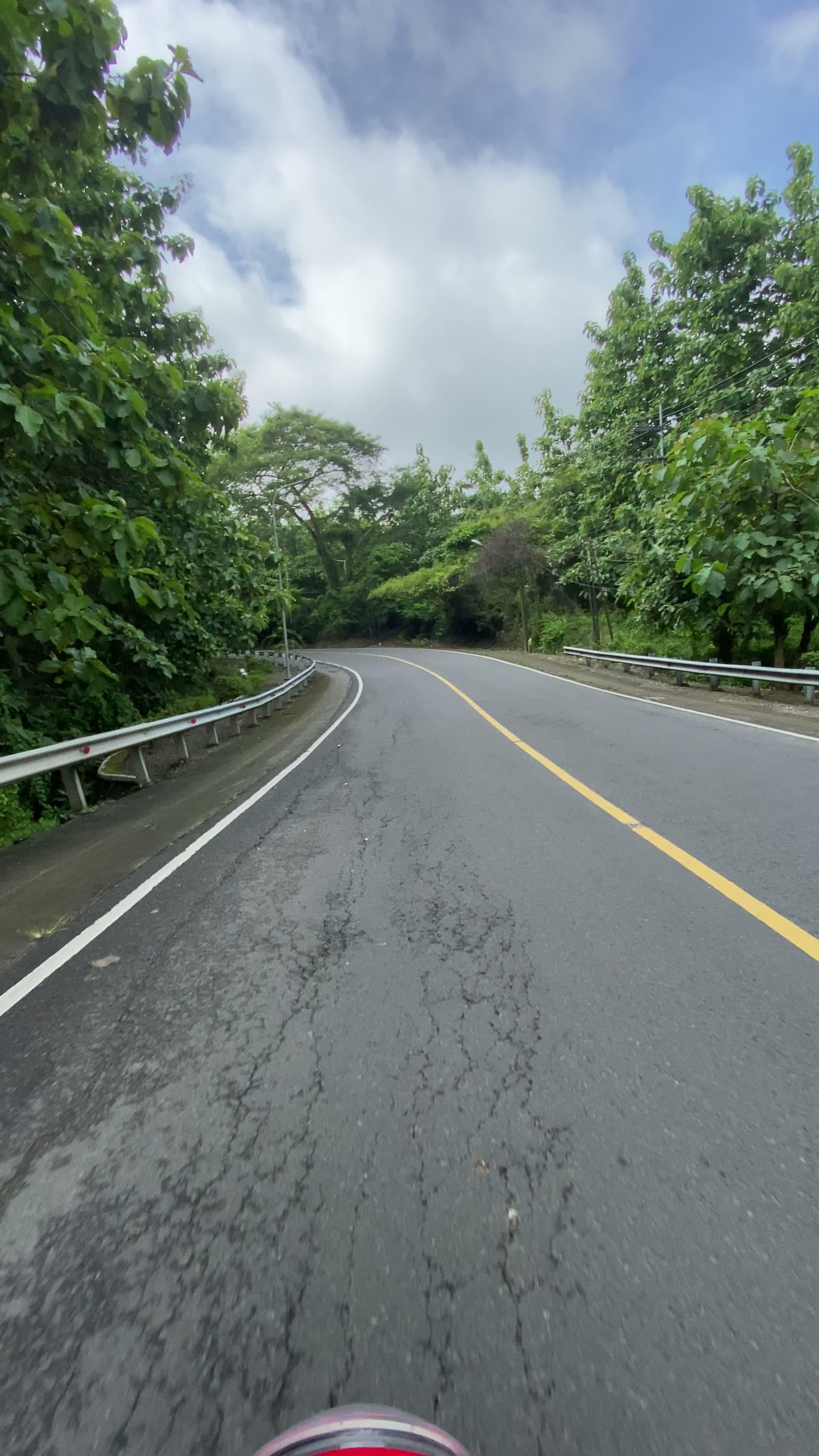 Jalan di area pertigaan watujago lurr #watujago #perjalanan #bojonegoro #ngawi #viral #fyp 