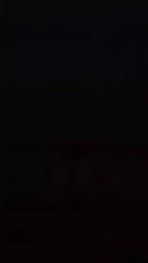 Berbelanja bersama menjadi salah satu moment yang seru untuk keluarga, sambil bercerita, mencari dan melihat - lihat produk - produk discoun