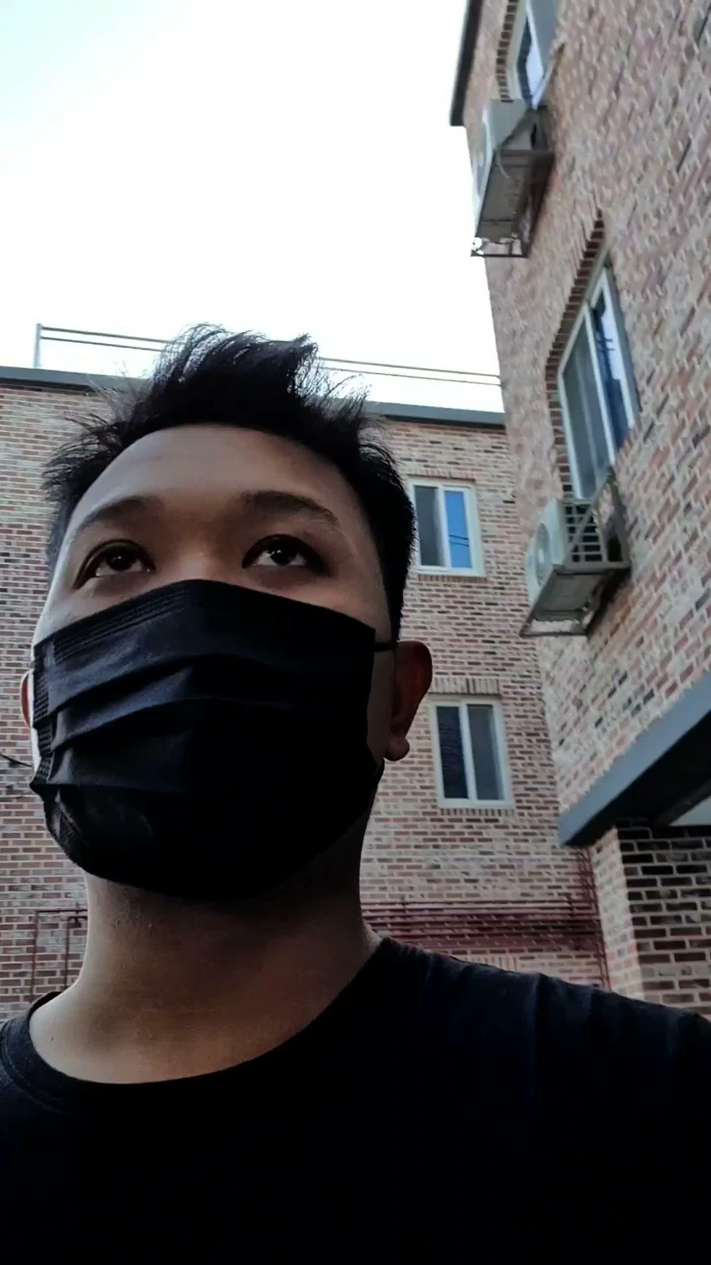 Niat Cari camilan makanan disini eh malah banyak banget macamnya🤔🤭 | Belanja makanan di emart✨️ #RCTIPlus #shortplus #creatorrctiplus #belan