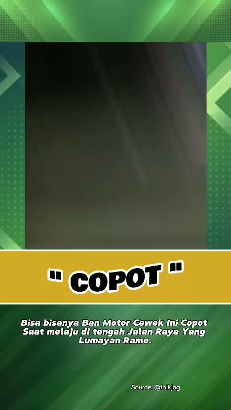 Bisa bisanya Ban Motor Cewek Ini Copot Saat melaju di tengah Jalan Raya Yang Lumayan Rame. #videoviral  #faktaunik  #videoedukasi 