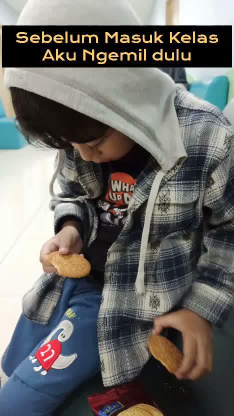 ngemil dulu nizar.
#RCTIPlus #HOTrctiplus #Duokembar #Kembarlakilaki #fyp #fypシ #fypシ゚viral 