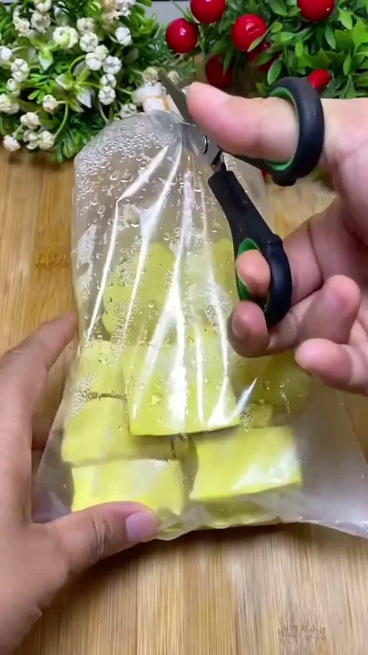 MENU MASAKAN RUMAHAN SIMPLE
“Tahu Goreng Kremes”
#Cooking #inspiration #Menumasakanrumahan #Tips #Trik #Idejualan #ummuhusna