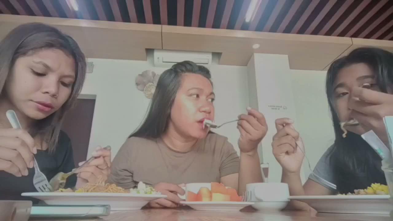 #dinnertime 
#familytime 
#nttpride🏝🔥 