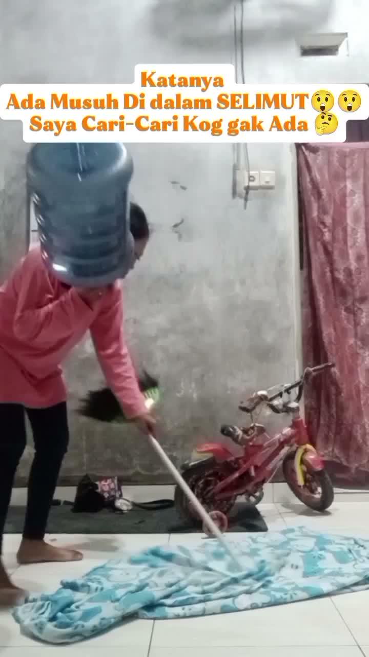 musuh di dlam selimut
#fyp
#monetisasi 
#fypシ゚viral 
#licu
#komedi 