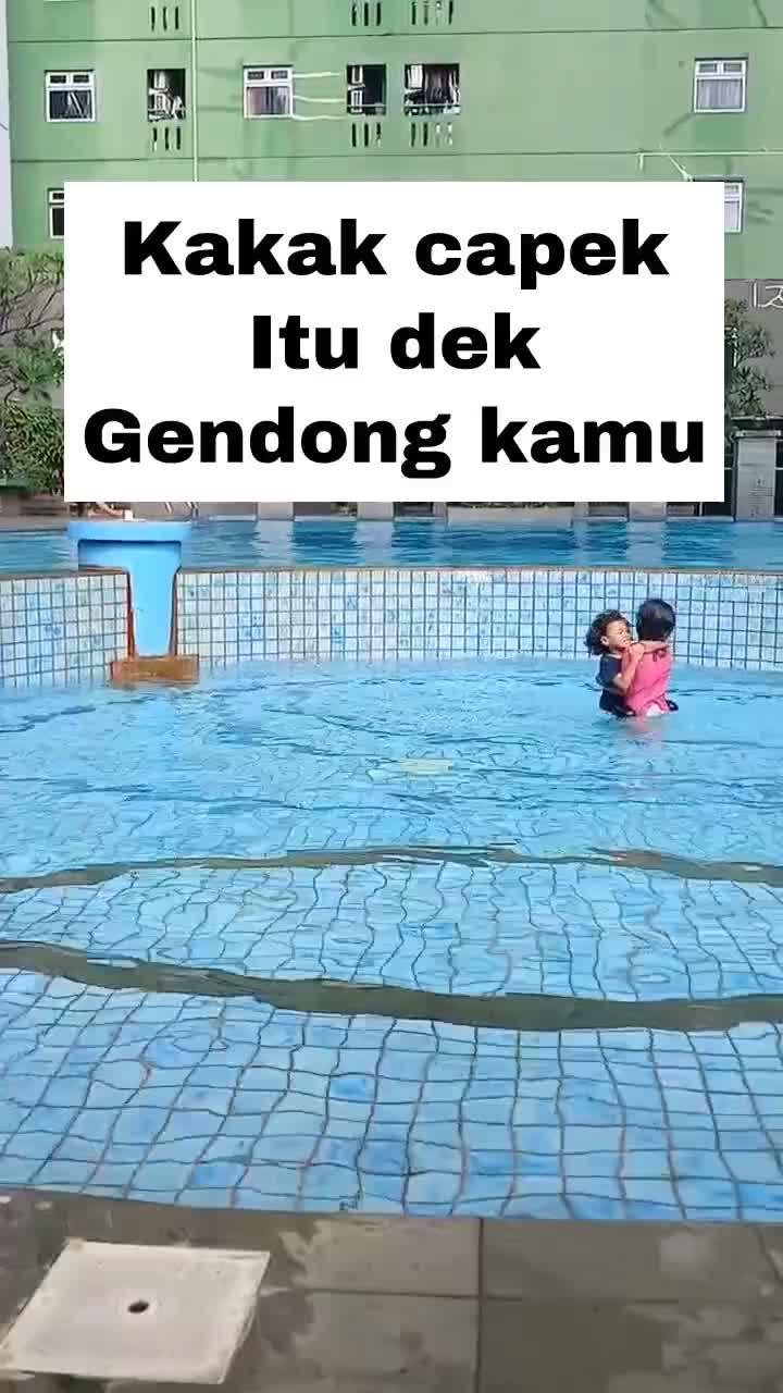 Kasihan dek kakaknya.
#RCTIPlus #HOTrctiplus #Duniaanakanak #Edukasianak #Videoanakanak #fyp #fypシ #fypシ゚viral 