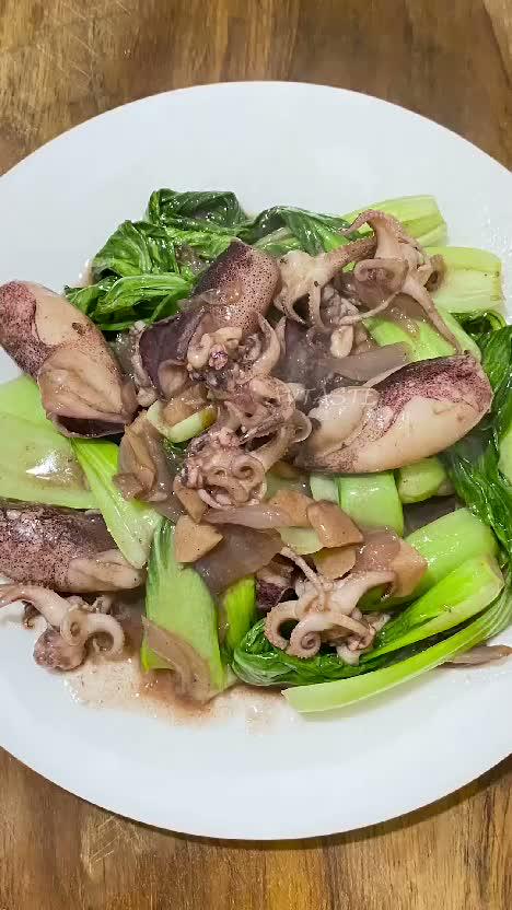 Tumis Pakcoi Cumi-cumi 😍😍