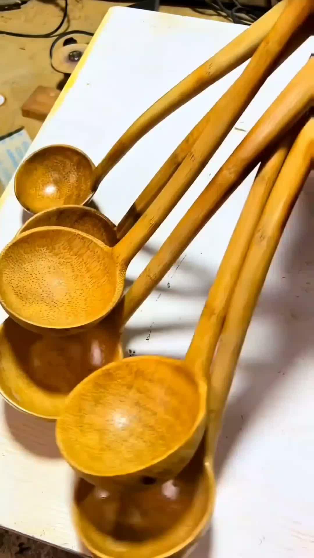 Dari Limbah Bambu Jadi Sendok Sup