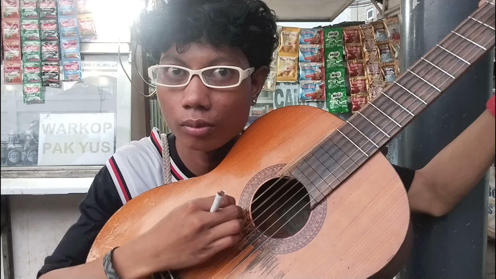  #inginjadiartis #lawyerpengenjadiartis  #pengenjadipenyayiterkenal