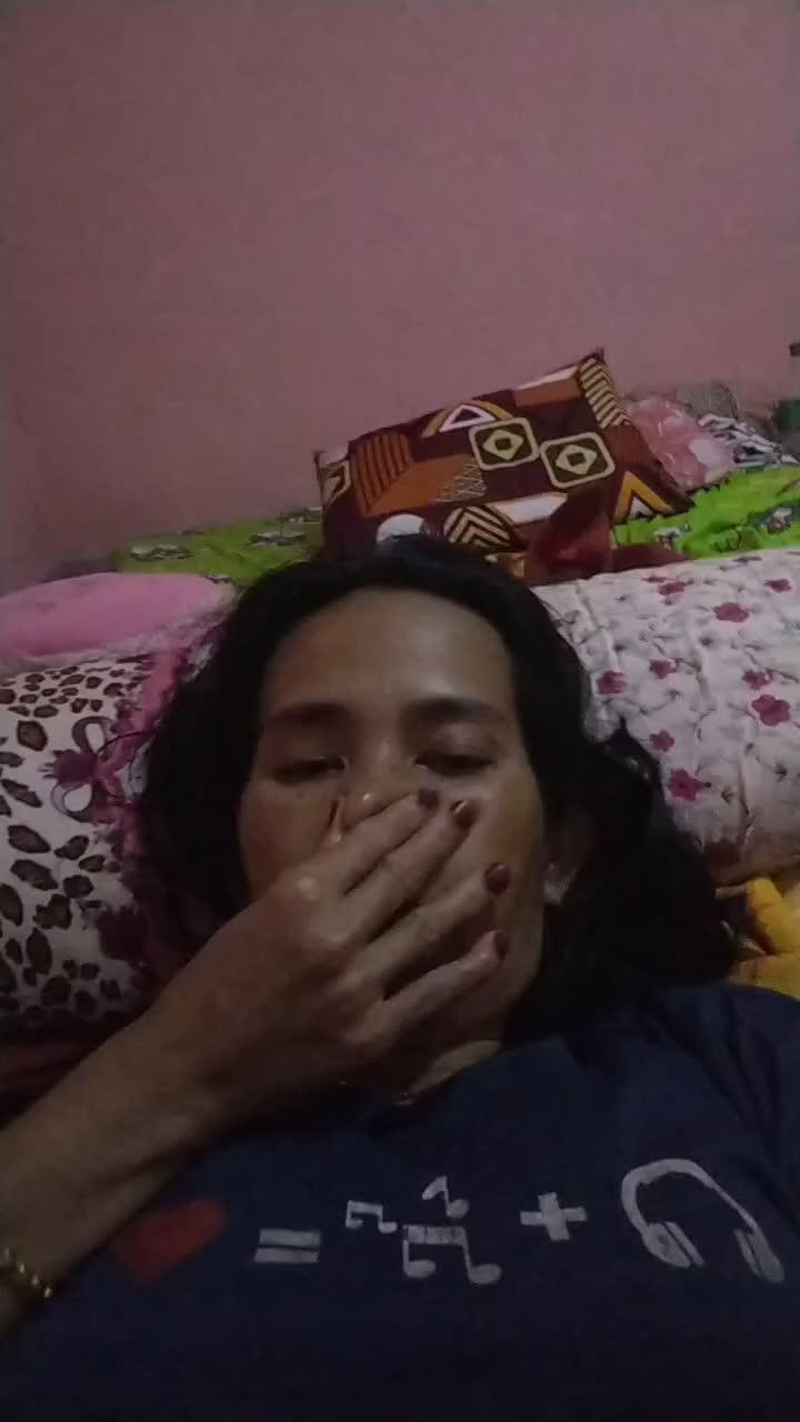 Ratiyah Ariel Noah akuu ya Allah aku tidak 🙂‍↔️ di Indonesia yang maha esa dalam hal itu ya Allah SWT berfirman dalam surat Al ikhlas dalam 