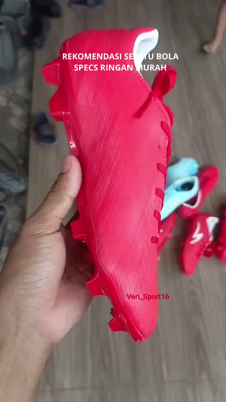 DISKON GEDE SEPATU BOLA!! 
SPECS ESSORER FG RINGAN.
Rp.349.800 JADI Rp.250.000.

VERI SPORT ORIGINAL GAK HARUS MAHAL!!! 

#timnasindonesia #