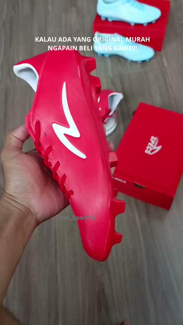 DISKON GEDE SEPATU BOLA!! 
SPECS ESSORER FG RINGAN.
Rp.349.800 JADI Rp.250.000.

VERI SPORT ORIGINAL GAK HARUS MAHAL!!! 

#timnasindonesia #