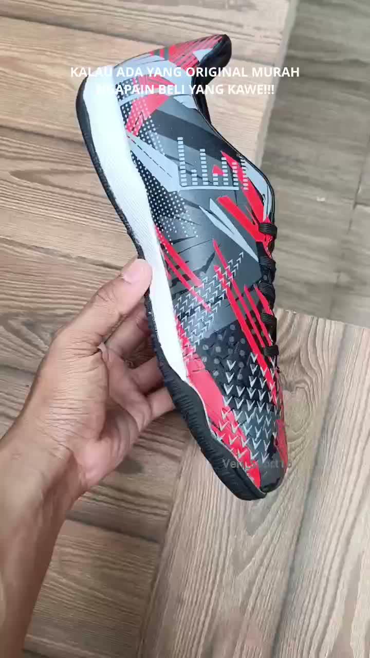 DISKON GEDE SEPATU FUTSAL!! 
ORTUSEIGHT HAVOC IN.
Rp.429.000 JADI Rp.250.000

VERI SPORT ORIGINAL GAK HARUS MAHAL!!! 

#timnasindonesia #ort
