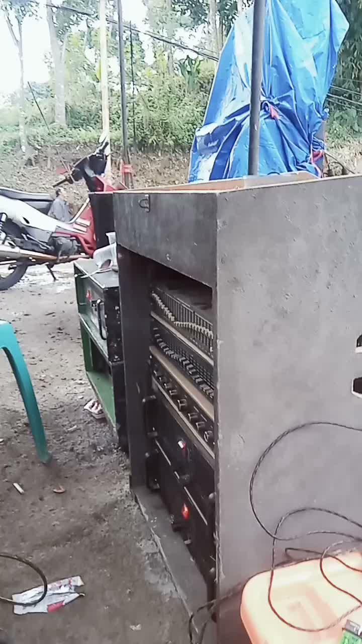   # # hallo bantu like nya dong