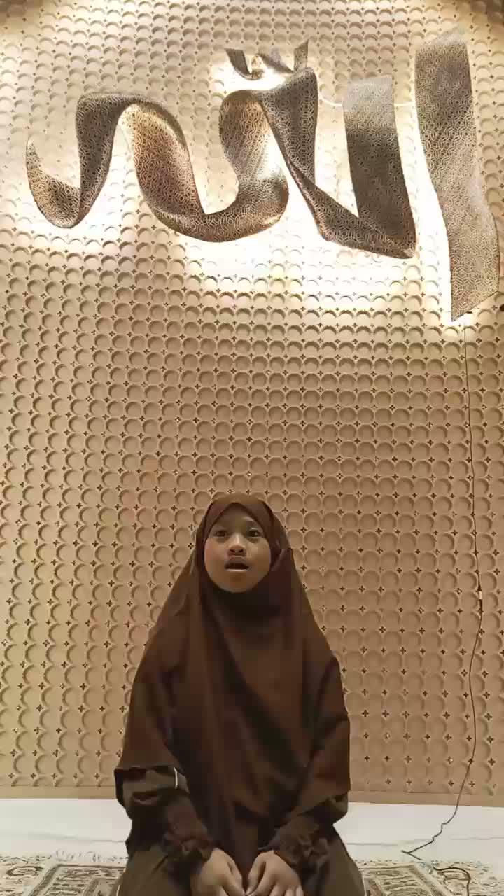  HAFIZ2027 Faathimah An Najihah, Kota Jambi
Umur 8 Tahun, jumlah Hafalan 4 Juz.