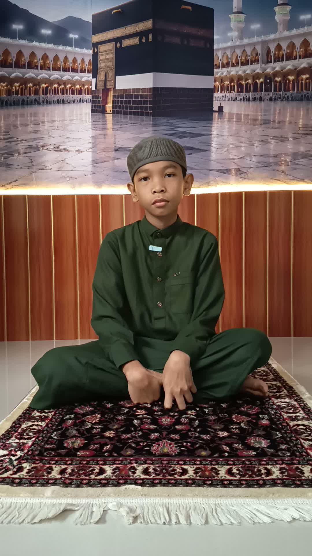 HAFIZ2027 Ja'far Muzakki Kota Cirebon 11 Tahun 5 juz 
  #hafizindonesia2027  