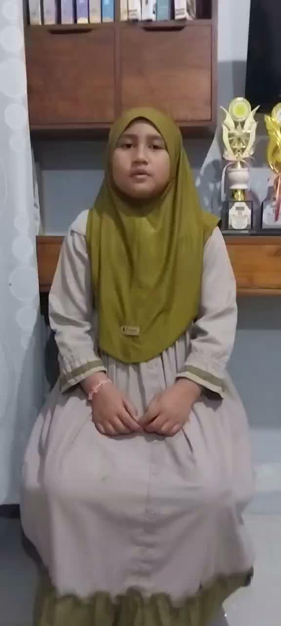 HAFIZ2027 ANINDITA ZALFA AFTANI SALATIGA 10 TAHUN 3 JUZ