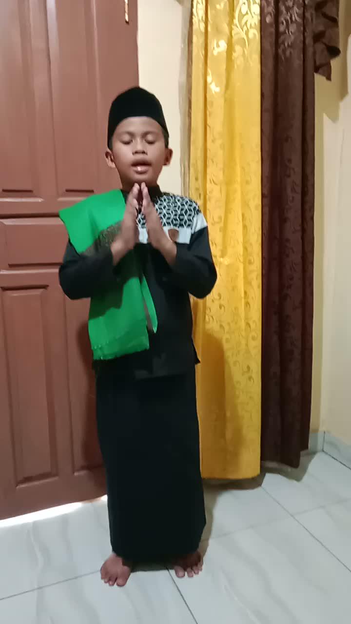 HAFIZ2027_AZZAM KHAZIQ KHALFANI_LAMPUNG UTARA_10 TAHUN_27 JUZ. 
 #Hafizindonesia2027
#RCTIPlus 