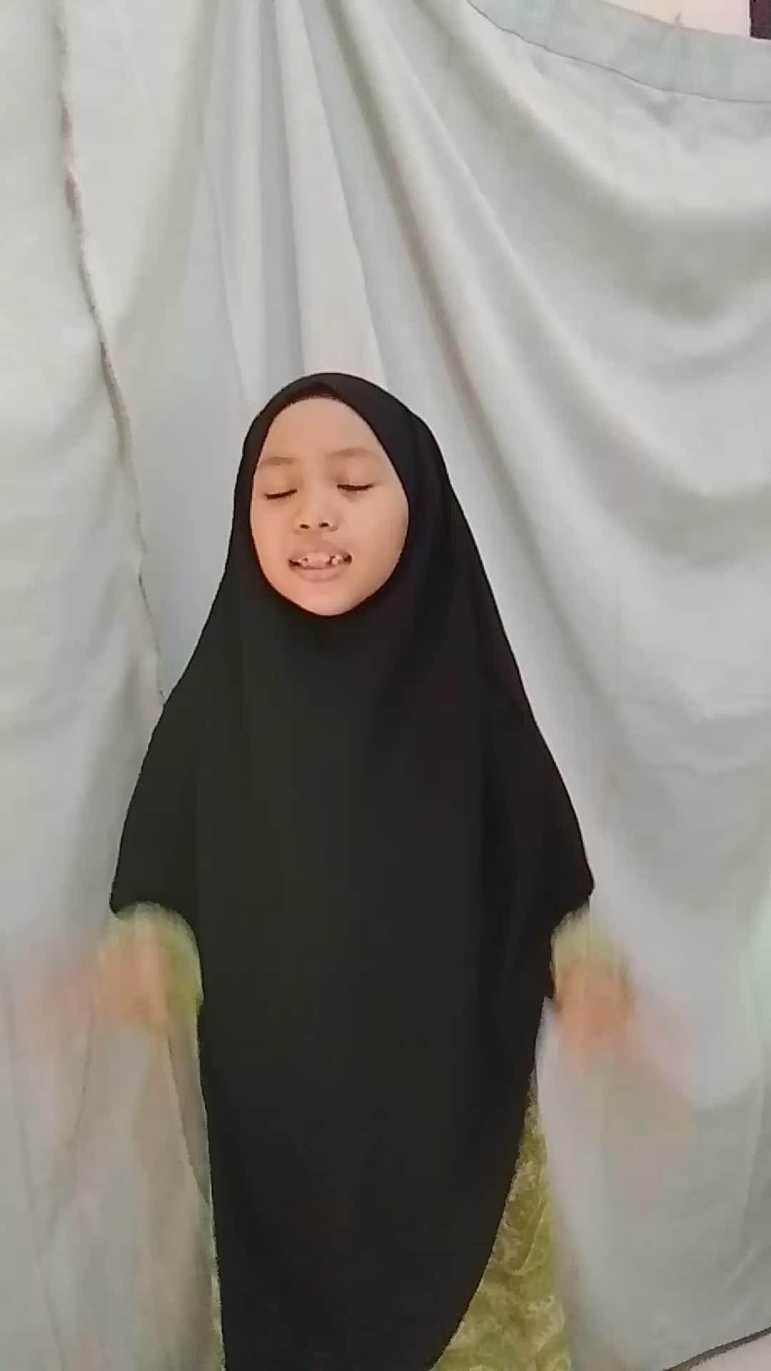 HAFIZ2027 IZZAH NUR NAAFI'AH KOTA SURABAYA 8 TAHUN 7 JUZ