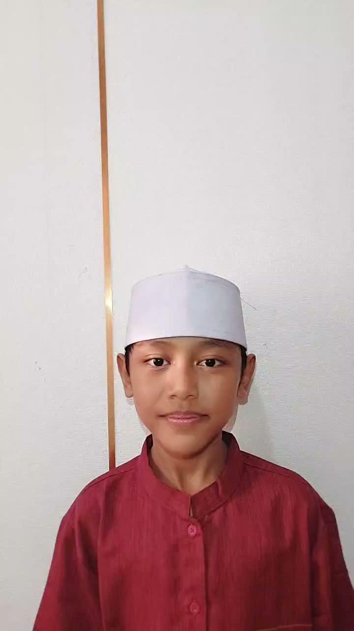 HAFIZ2027 MUHAMMAD FAEYZA ABQORI 
KOTA TANGERANG USIA 9 TAHUN 
JUMLAH HAFALAN JUZ AL QUR'AN 4 JUZ